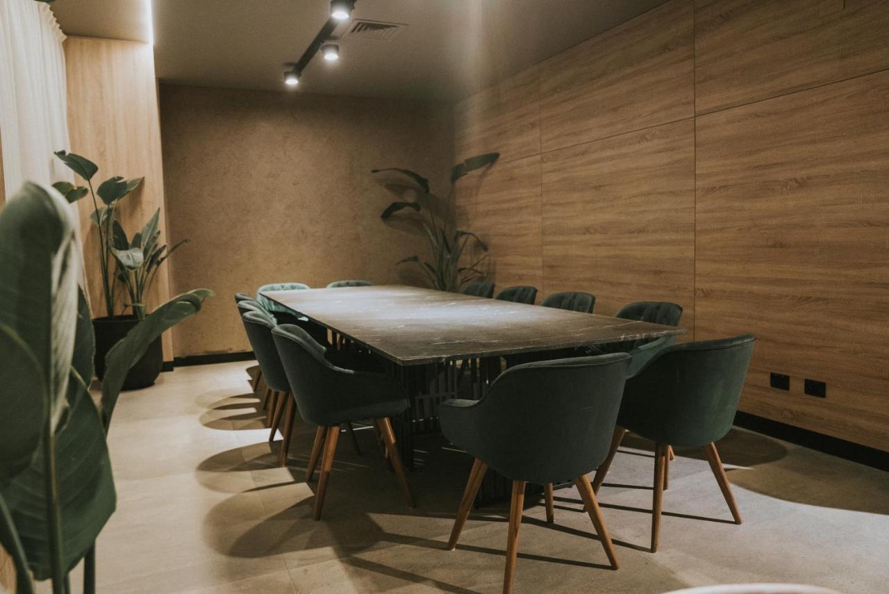 Howard Johnson Plaza La Ribera Ресистенсия Экстерьер фото