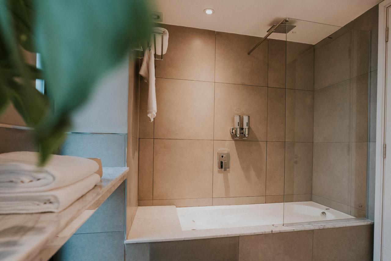 Howard Johnson Plaza La Ribera Ресистенсия Экстерьер фото
